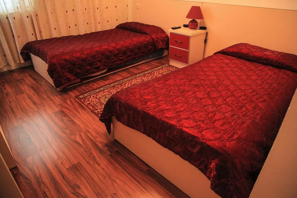 Hotel Argenti Шкодер