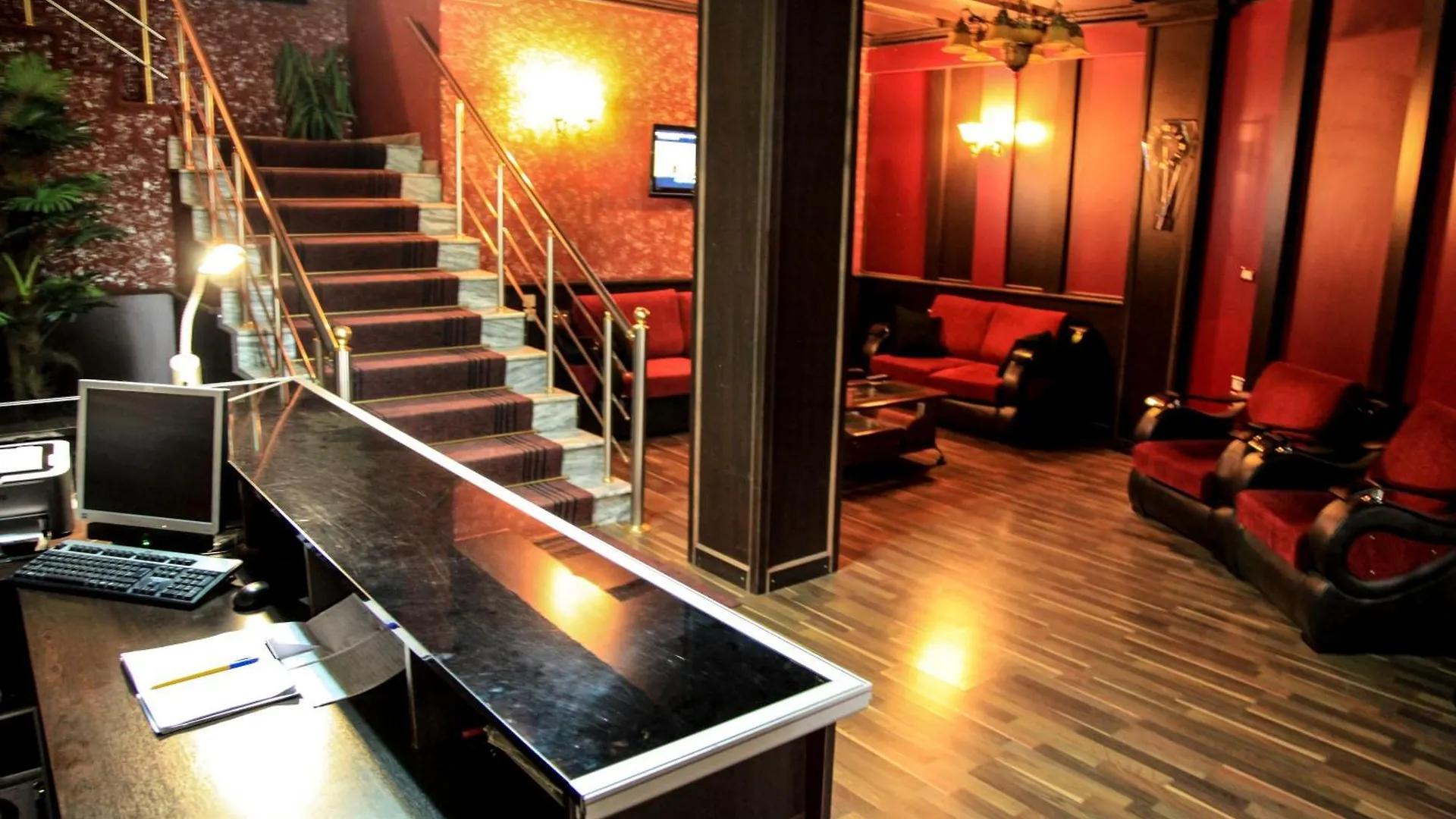 Hotel Argenti Шкодер